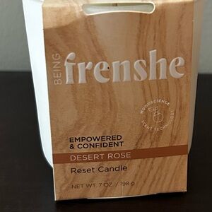 Frenshe Candle Dessert Rose Scent NWT